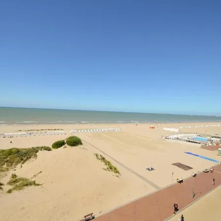 Appartement In Belgium Near Coastal Charm, Cleaning Included Oostduinkerke